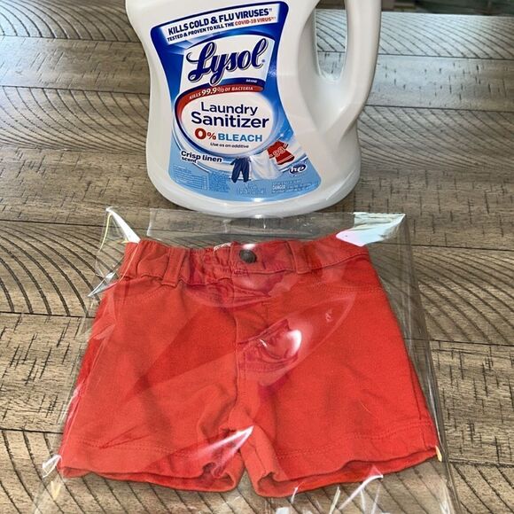 Lucky 🍀 💯 Cotton Shorts 🩳 Back Pockets. Snap 🫰 for easy in and out. - Picture 13 of 17